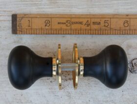 Door Knob Set Bun Type Ebonised / Brass 50mm see 43.081B.ENB.50