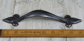 Pull Handle Fleur De Lys Cast Antique Iron 230mm (unequal) TBD