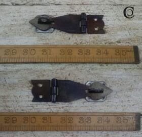 Hasp & Staple Arrowhead Antique Iron 100mm (AF038) TBD