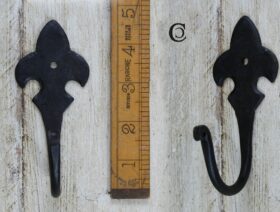 Fleur de Lys Hook Hand Forged Black Beeswax 120mm - alt 70.337F.HFB.120