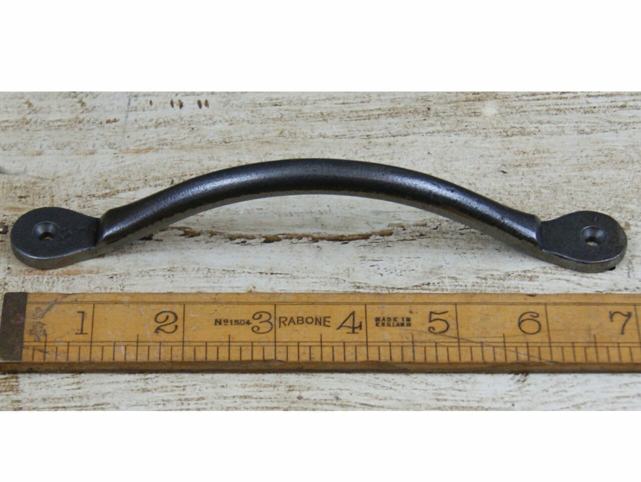 Bow Handle Penny End Cast Antique Iron 180mm (AF034)