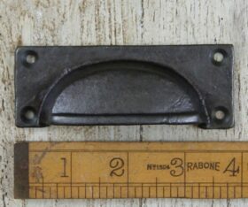 Cup Handle Square Design Lipped Cast Antique Iron 102mm (GE4417)