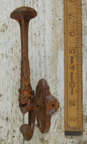 Ogre Hook Triple Large Cast Iron Rust 190mm