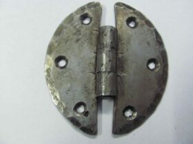 Round Disc Hinge Black Wax 55mm (Pickard)