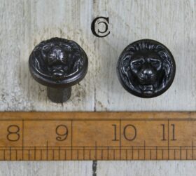 Knob LION FACE Cast Antique Iron 30mm Diameter - TBD