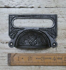 Cup Label Frame Tray Handle Label Frame Cast Antique Iron 103mm