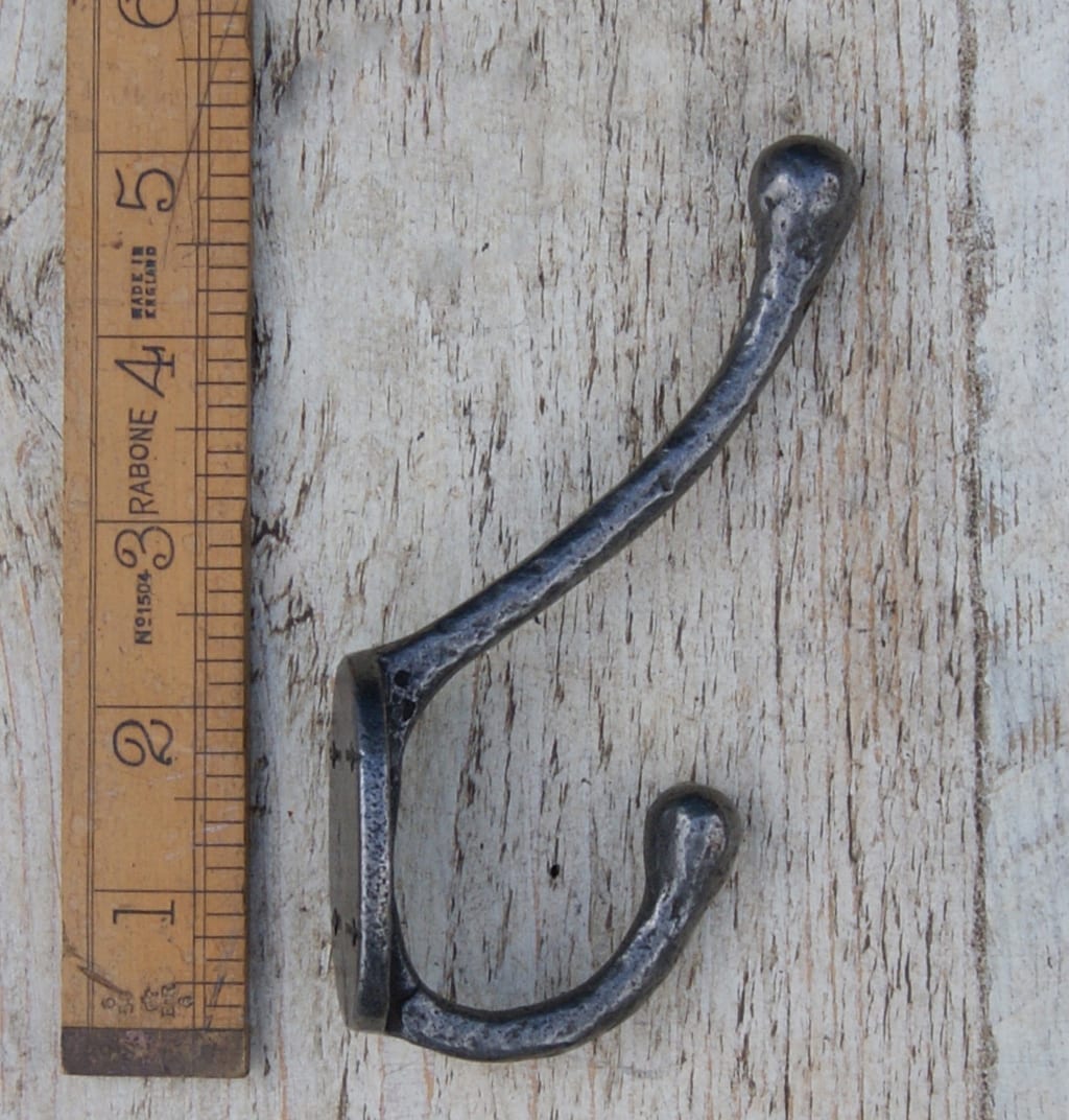 Coat Hook Round Riven Victorian 4 Hole Cast Antique Iron 125mm - Image 2