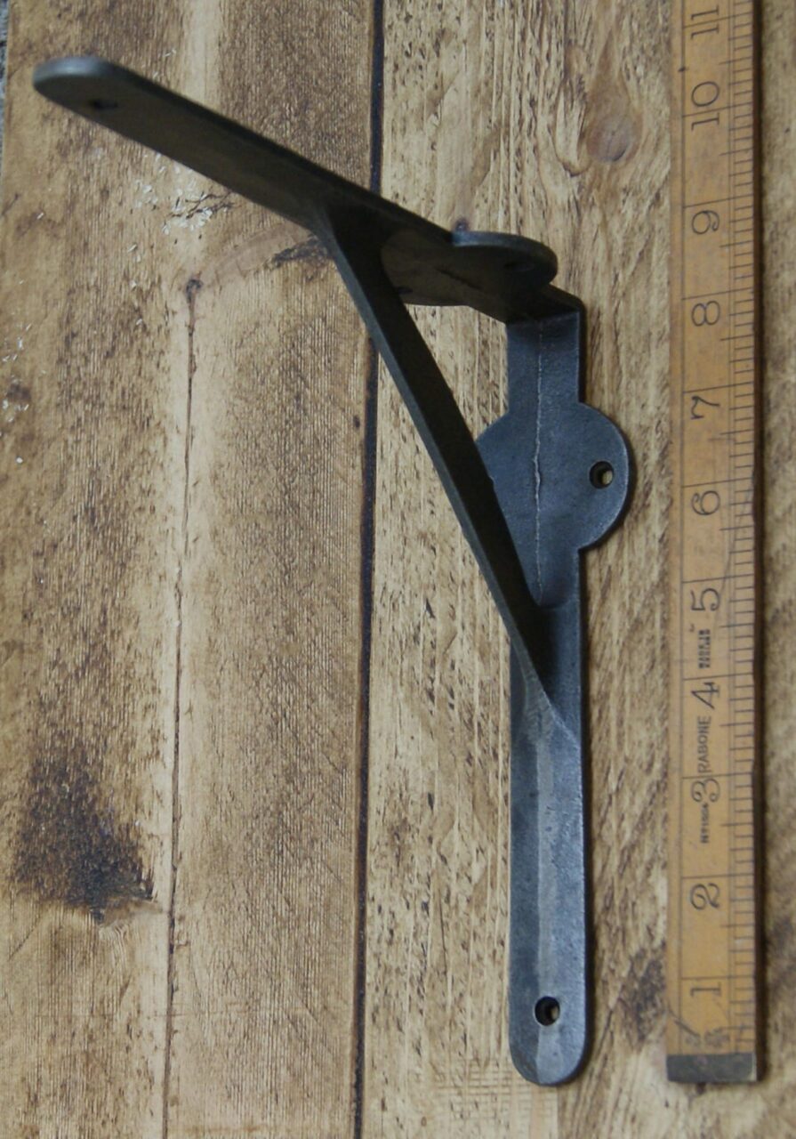 Shelf Bracket GALLOWS Plain Lugs Cast Antique Iron 208mm x 208mm - Image 2