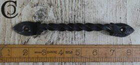 Pull Handle Twisted Spear Hand Forged Black Wax 132mm CC (Chill)