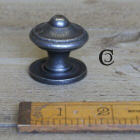 Knob & Base Plate Victorian Cast Antique Iron 35mm Diameter (AF003AI)
