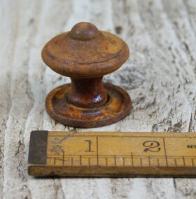 Knob Victorian c/w Back Plate Cast Rust Iron 35mm (AF003)