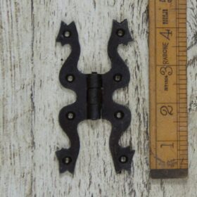 Snake Hinge (Equal) Cast Antique Iron 100mm