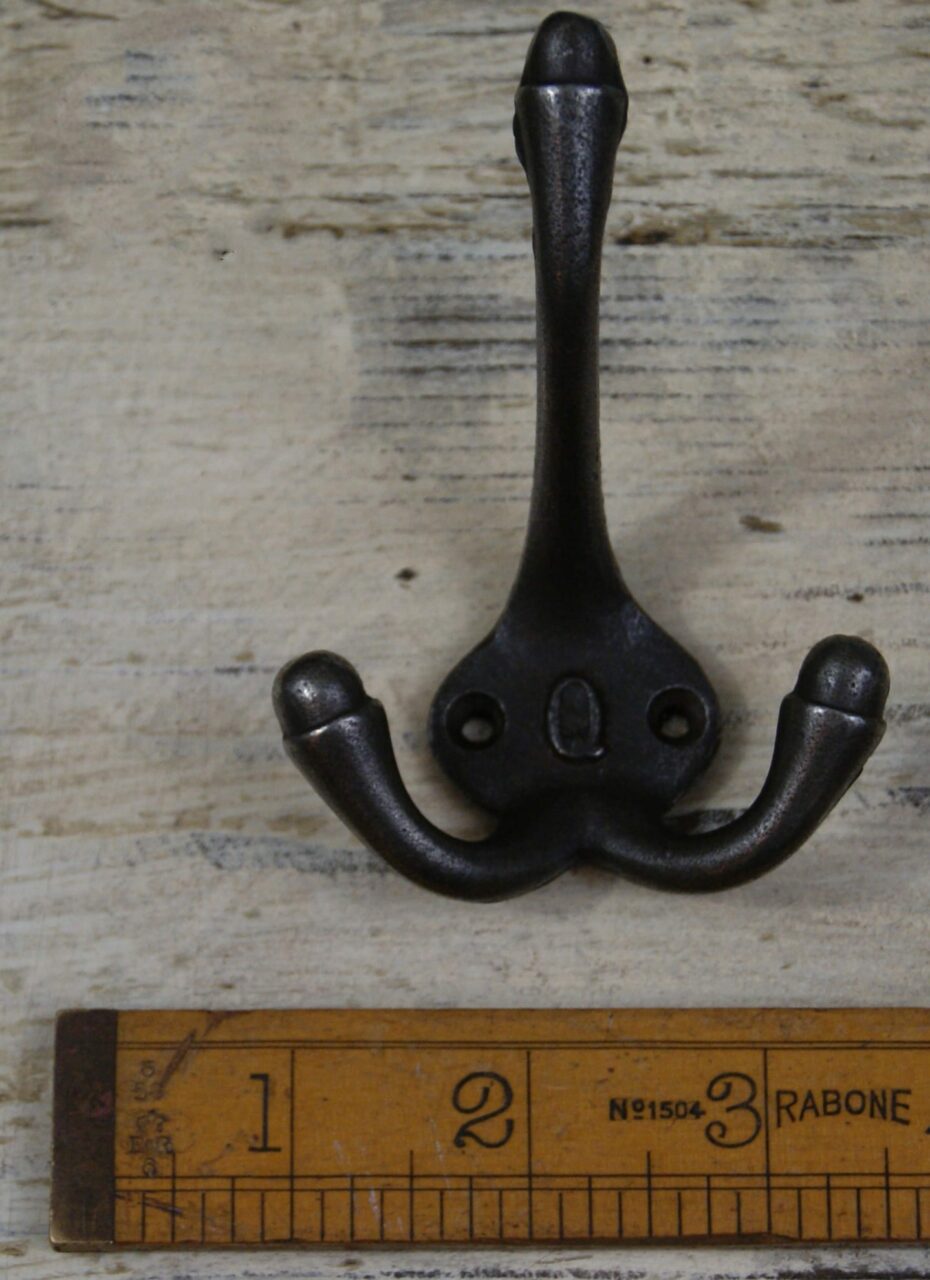 Hat & Coat Hook Triple 'Q' Cast Antique Iron 90mm