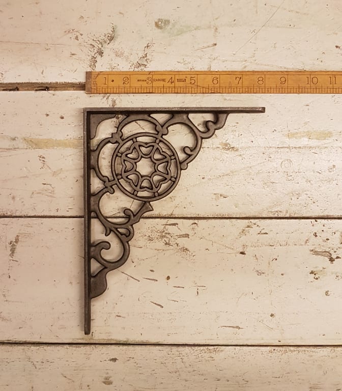 Shelf Bracket COBWEB Design Cast Antique Iron 203mm x 267mm - Image 2