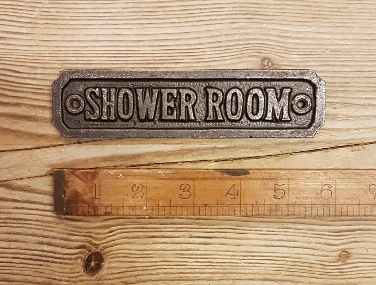 Plaque RESTROOM Cast Antique Iron 33mm x 110mm