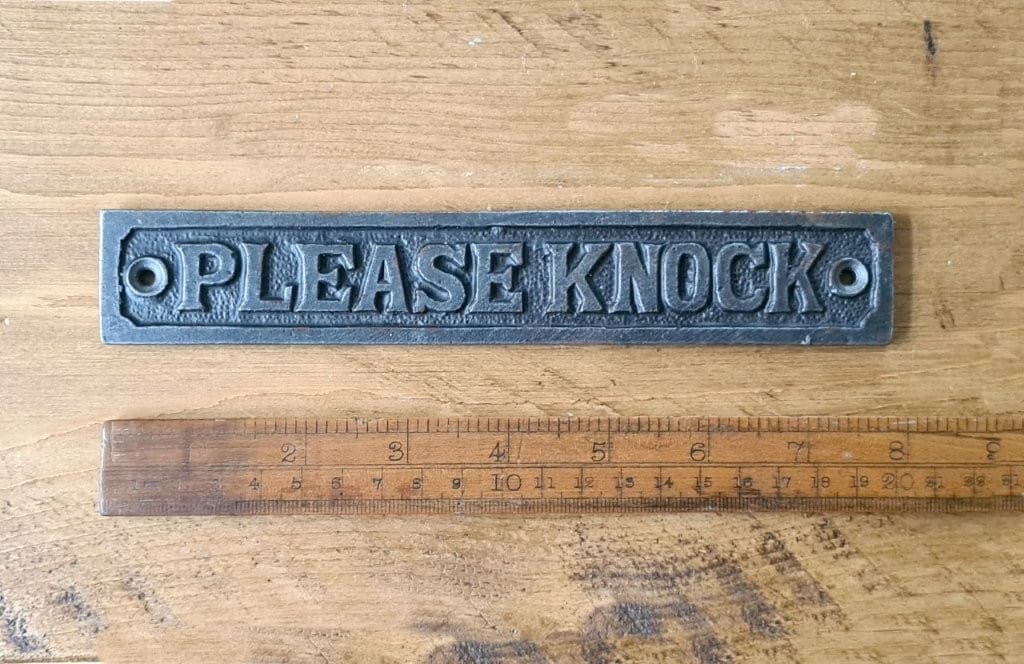 Plaque PLEASE KNOCK Cast Antique Iron - 45mm x 200mm