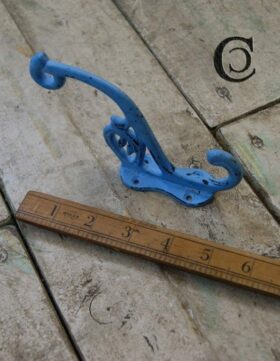 Hat & Coat Hook Swan Neck 'P' Antique Dark Blue Patina 4 Hole 130mm
