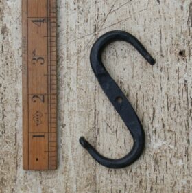 Swivel Catch Beeswax SHUTTER DOG 90mm x 45mm