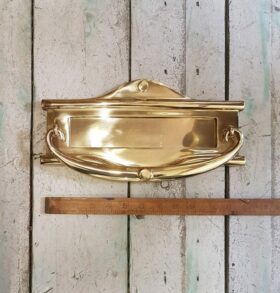Letter Box Plate C/W Knocker Polished Brass 310mm x 160mm