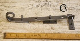 Casement Stay & Pins Curly Tail Hand Forged AI - 200mm TBD