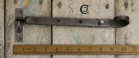 Casement Stay & Pins Curly Tail Hand Forged Antique Iron 250mmTBD