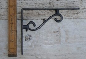 Shelf Bracket THORN Cast Antique Iron 140mm x 170mm