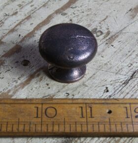Knob Plain Shaker with Seam Cast Antique Copper 35mm Dia M4