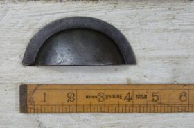 Cup Handle Cast Antique Iron Plain Smooth 102mm Rear Thread