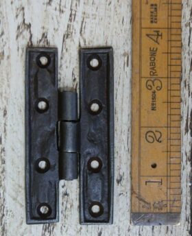H Hinge Cast Antique Iron 90mm (AF076)