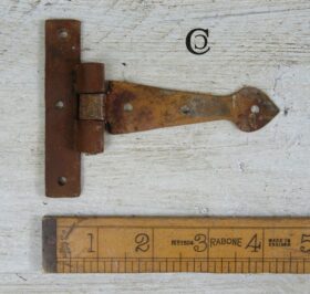 Tee Hinge Spearhead Hand Forged Rust 110mm TBD