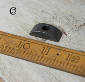 Half Moon Washer Cast Iron 8mm Hole (for Luna Bed Fitting)