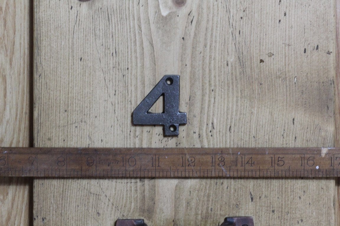 Cast Iron NUMBER 4 50mm High Antique Iron