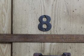 Cast Iron NUMBER 8 50mm High Antique Iron