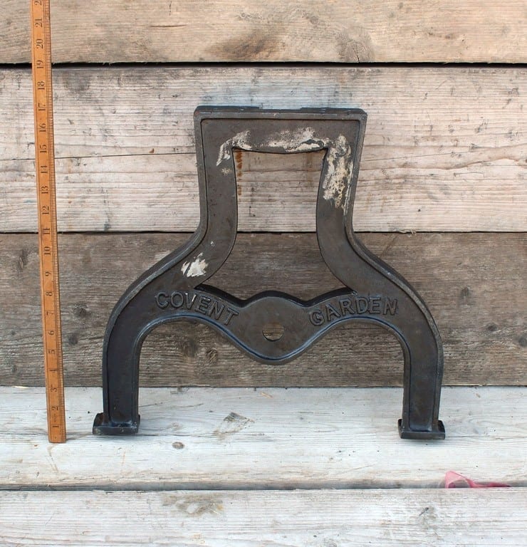 Bench End Frame COVENT GARDEN Cast Antique Iron 400mm