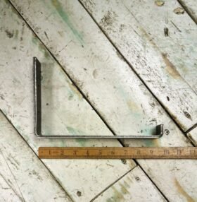 Shelf Bracket Utility Lipped MARSH Antique Iron 152mm x 230mm Alt D333
