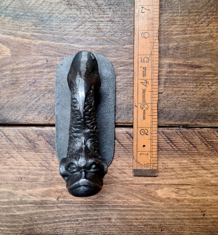 Door Knocker FISH Cast AntIron 135x55x78mm Protrusion - TBD - Image 2