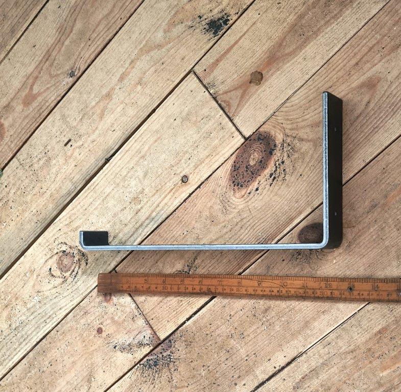 Shelf Bracket Utility Lipped MARSH Antique Iron 155mm x 305mm - Image 2