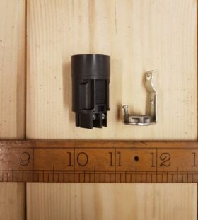 Bulb Holder E14 Screw-in 2 part Earthed 65mm (201047)