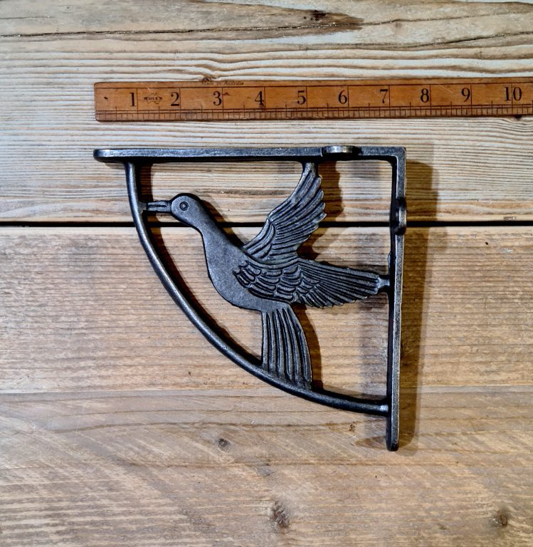 Shelf Wall Bracket DOVE Antique Cast Iron 175mm x 175mm also see D161 - Image 2