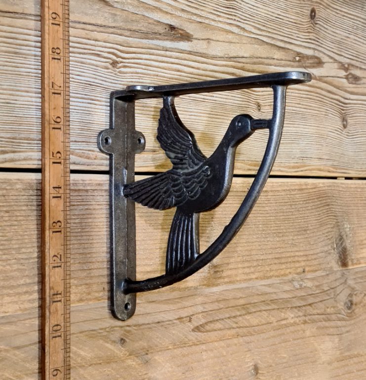 Shelf Wall Bracket DOVE Antique Cast Iron 175mm x 175mm also see D161
