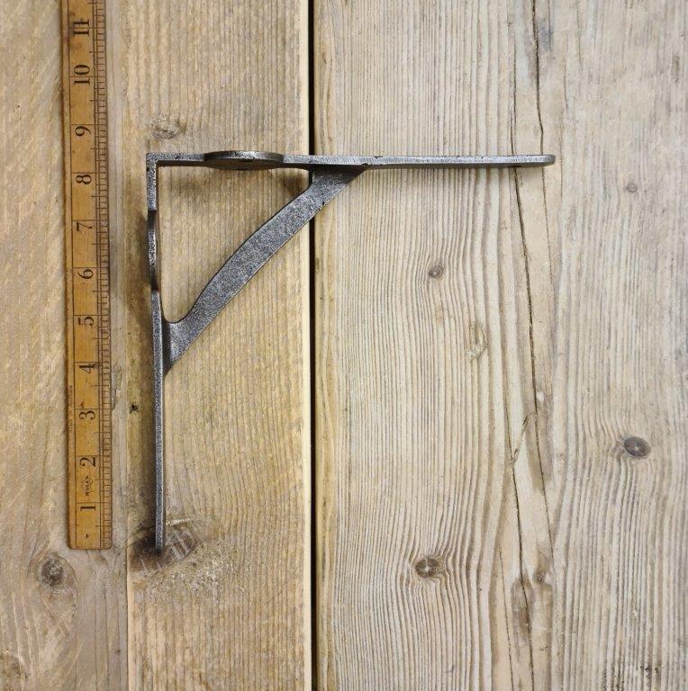 Shelf Bracket GALLOWS Plain Lugs Cast Antique Iron 213 x 213mm - Image 2