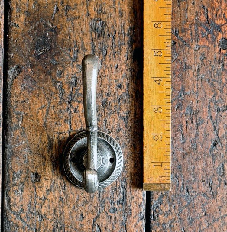 Hat & Coat Hook with Round Base ADMIRAL Cast Antique Iron 110mm - Image 2