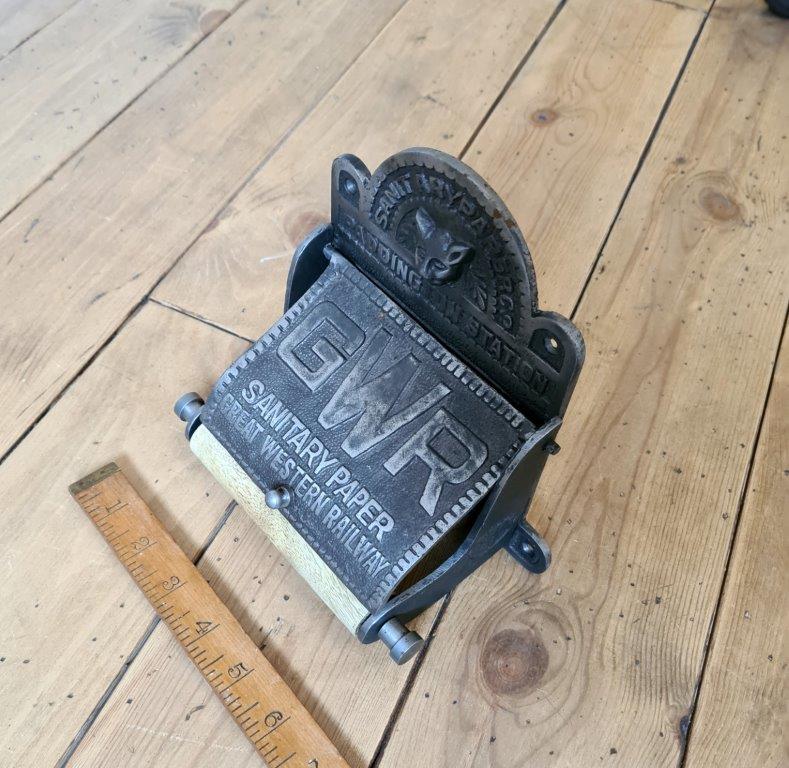 Toilet Roll Holder with Lid GWR Cast Antique Iron 150mm
