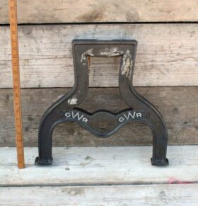 Bench End Frame GWR (COVENT DESIGN) Cast Antique Iron 400mm
