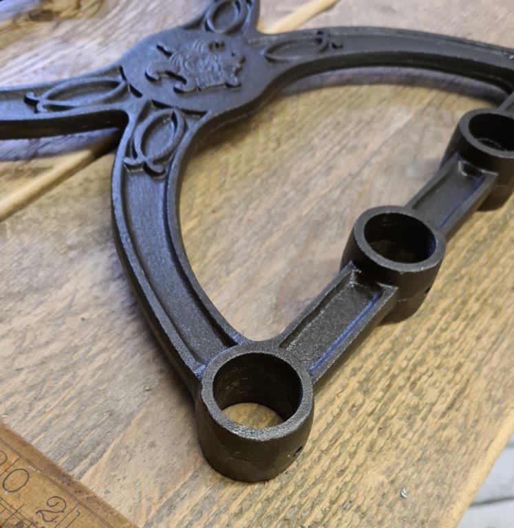 Boot & Shoe Stand End Frames without rods - 305mm x 325mm - Image 3