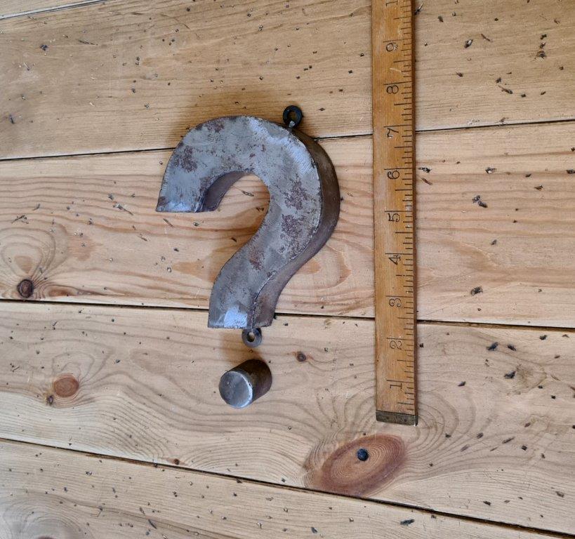 Wall Mounted Letter '?' Antique Finish 200mm High - Image 2