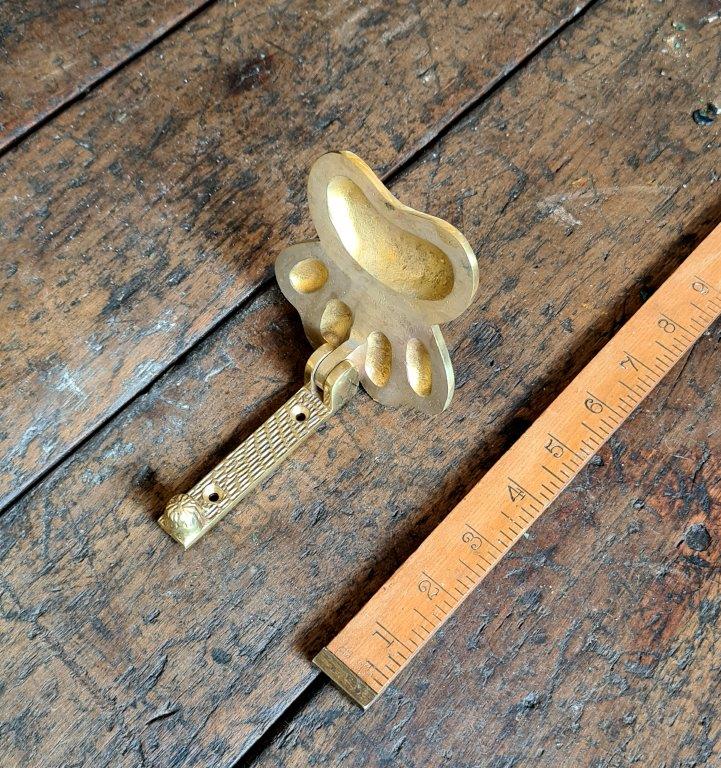 Door Knocker DOG PAW PRINT Solid Brass 95mm - Image 3