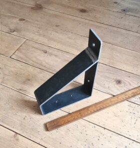 Shelf Bracket Utility CELTIC Antique Iron 150mm Int