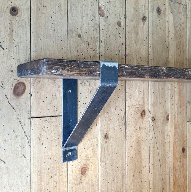 Shelf Bracket Utility CELTIC Antique Iron 225mm Int - Image 4