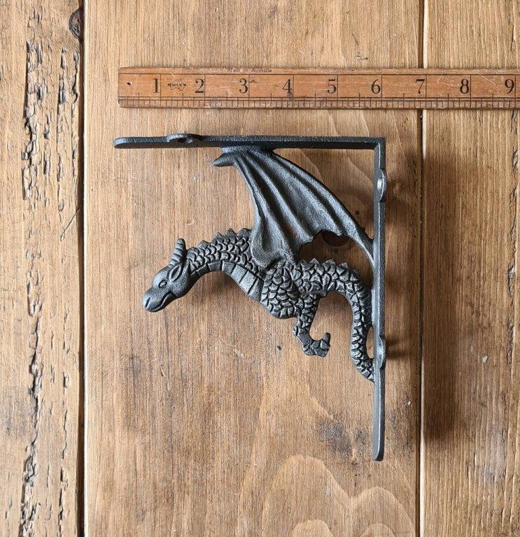 Shelf Bracket WINGED DRAGON Cast Antique Iron 180mm x 150mm - Image 2